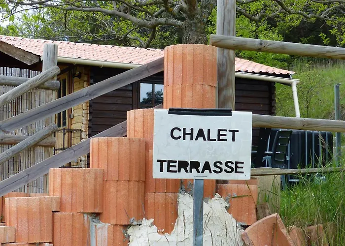 Les Cabanes De Bourras